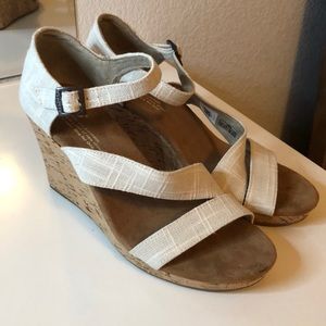 Toms Wedge Heels